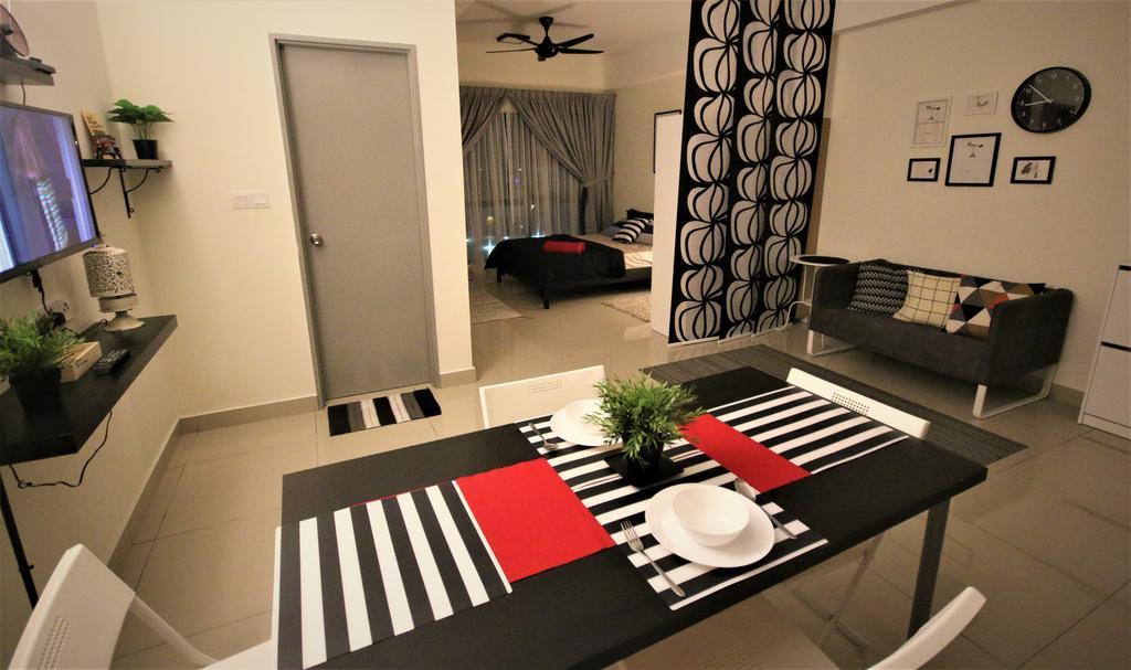 Hyve Soho Suites Cyberjaya Extérieur photo